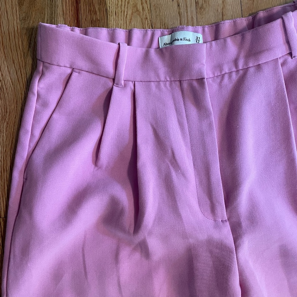 Pink High-Waist Pleated Wide-Leg Pants - Picture 3 of 4